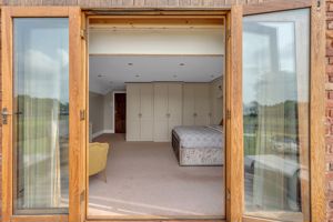 Photo 42- click for photo gallery